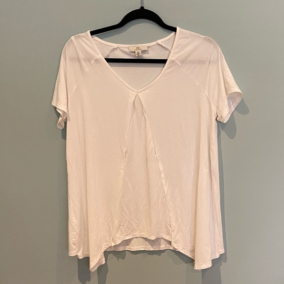 H by Halston White Drapey T-Shirt, S - Picture 2 of 5